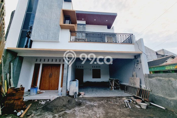Rumah Strategis Minimalis Lb 242m2 di Colomadu, Karanganyar Rumah Strategis Minimalis Lb 242m2 di Colomadu, Karanganyar