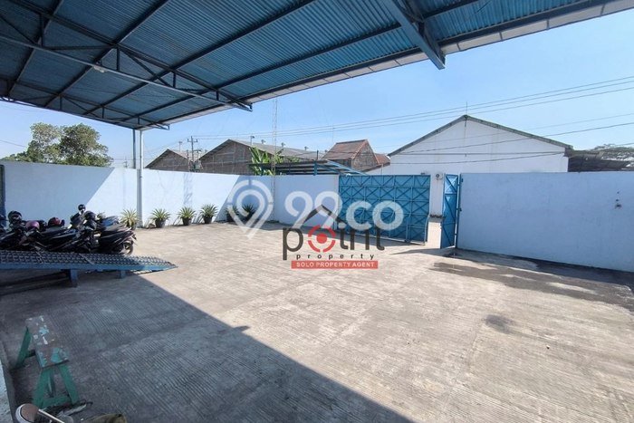 Unit Gudang Dijual di Grogol Sukoharjo Luas Bangunan 2000m2 Unit Gudang Dijual di Grogol Sukoharjo Luas Bangunan 2000m2