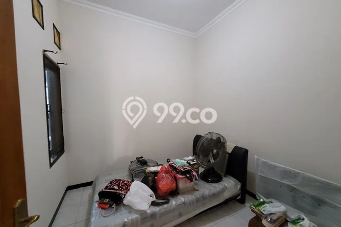 Rumah Modern Cantik 3 Kamar Siap Huni di Banyumanik Rumah Modern Cantik 3 Kamar Siap Huni di Banyumanik