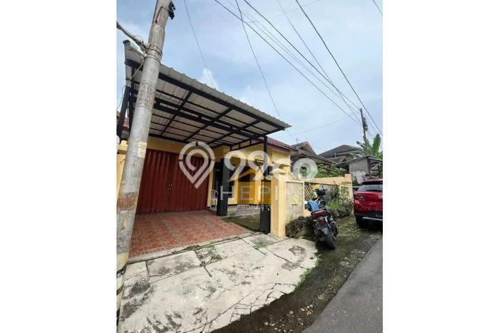 Jual Rumah Strategis Bagus Punya 3 KT di Banyumanik Semarang SHM Jual Rumah Strategis Bagus Punya 3 KT di Banyumanik Semarang SHM