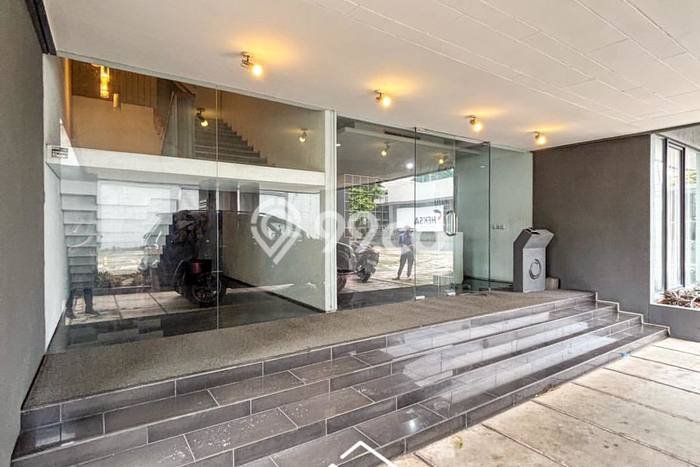 LOKASI STRATEGIS! Komersial di Mampang, Luas 640m², Keramaian Tinggi LOKASI STRATEGIS! Komersial di Mampang, Luas 640m², Keramaian Tinggi