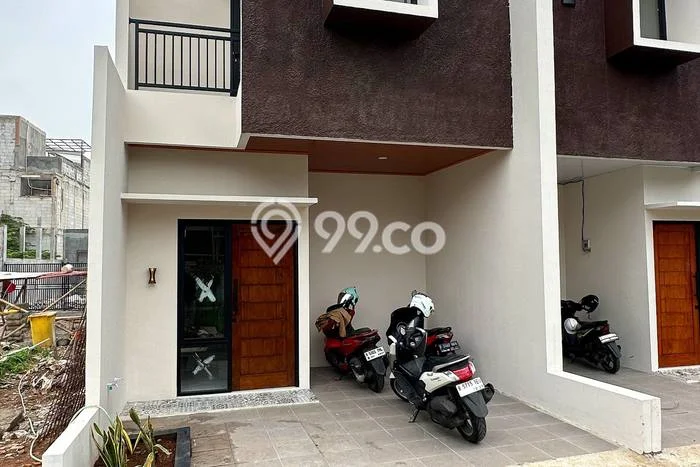 Rumah Luas Asri 2 KT Siap Pakai di Lubang Buaya Jakarta Timur Rumah Luas Asri 2 KT Siap Pakai di Lubang Buaya Jakarta Timur