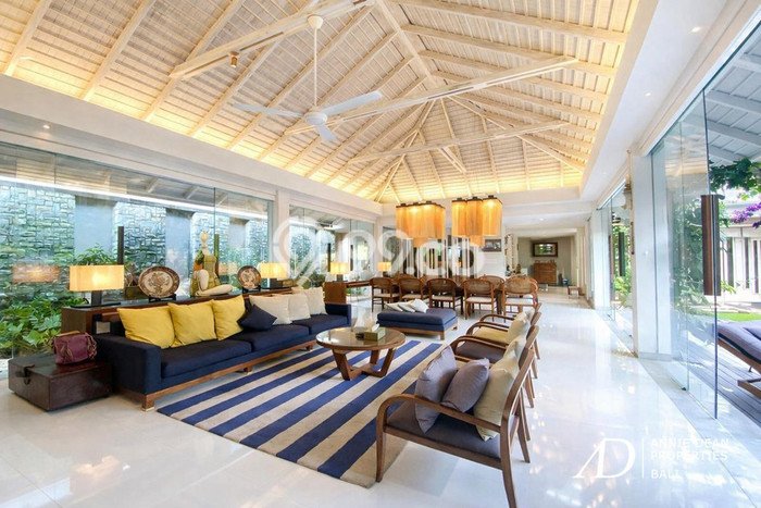 Vila Kawasan , Luas 700m2m², Akses ke fasilitas umum Vila Kawasan , Luas 700m2m², Akses ke fasilitas umum