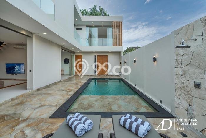 Vila Strategis Kawasan , Area 200m2m², Akses ke beragam kebutuhan Vila Strategis Kawasan , Area 200m2m², Akses ke beragam kebutuhan