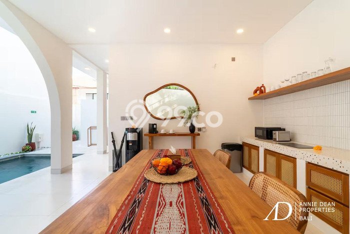 Bisnis Potensial! Vila di Canggu, Area 132m2m², Akses Mudah Fasilitas Umum Bisnis Potensial! Vila di Canggu, Area 132m2m², Akses Mudah Fasilitas Umum