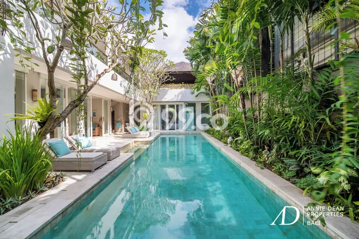 Dijual Hotel di , Luas 350m2m², Lokasi Strategis Dijual Hotel di , Luas 350m2m², Lokasi Strategis
