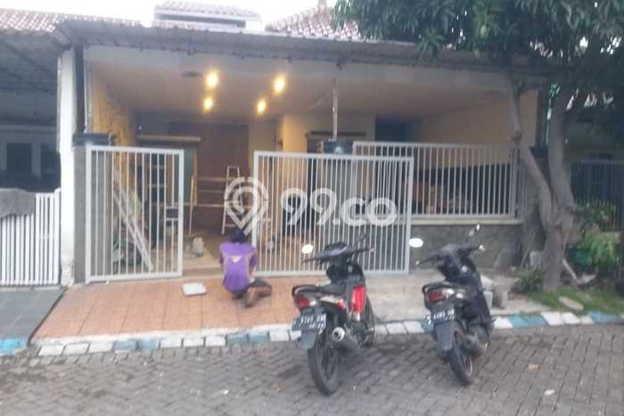 Rumah Modern Cantik 3 KT Siap Huni di Rungkut Rumah Modern Cantik 3 KT Siap Huni di Rungkut