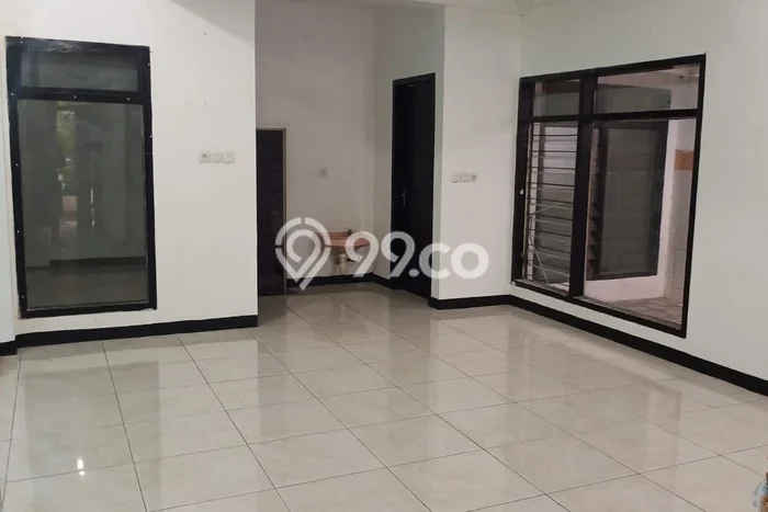 Sewa Rumah Harga Terjangkau di Nginden Surabaya dengan 3 Kamar Tidur Sewa Rumah Harga Terjangkau di Nginden Surabaya dengan 3 Kamar Tidur