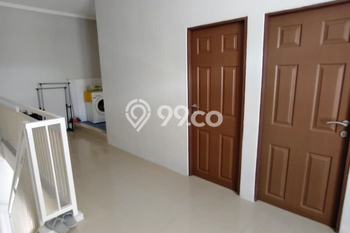 Jual Rumah Bagus Siap Huni LB 90m2 di Rungkut, Surabaya Jual Rumah Bagus Siap Huni LB 90m2 di Rungkut, Surabaya