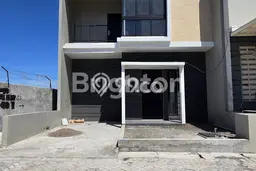 For Sale Rumah 3 Kamar Lokasi Strategis Nyaman dan Strategis di Rungkut For Sale Rumah 3 Kamar Lokasi Strategis Nyaman dan Strategis di Rungkut