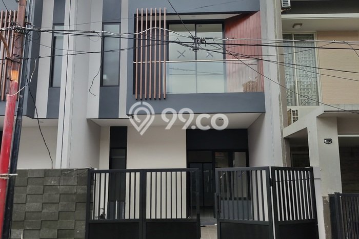 Jual Rumah Eksklusif 3 KT di Mulyosari, Surabaya Jual Rumah Eksklusif 3 KT di Mulyosari, Surabaya