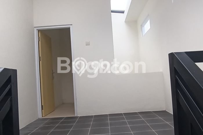 Rumah Minimalis 3 KT di Ketintang Surabaya Unfurnished Rumah Minimalis 3 KT di Ketintang Surabaya Unfurnished
