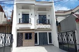 Dijual Rumah Premium dengan Fasilitas Sekitar Lengkap di Duren Sawit, Jakarta Timur Dijual Rumah Premium dengan Fasilitas Sekitar Lengkap di Duren Sawit, Jakarta Timur