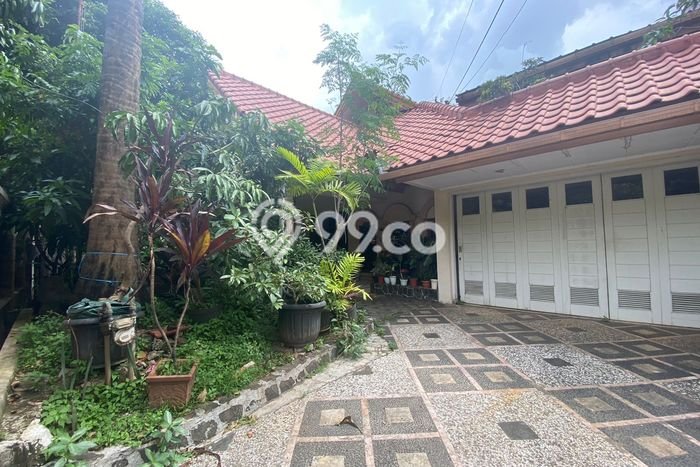 Dijual Hunian Mewah dengan Fasilitas Sekitar Lengkap di Menteng, Jakarta Pusat Dijual Hunian Mewah dengan Fasilitas Sekitar Lengkap di Menteng, Jakarta Pusat