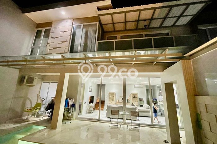 Vila Terawat Kawasan Kuta, Ukuran 203m2m², Posisi Strategis dengan jalan bagus Vila Terawat Kawasan Kuta, Ukuran 203m2m², Posisi Strategis dengan jalan bagus