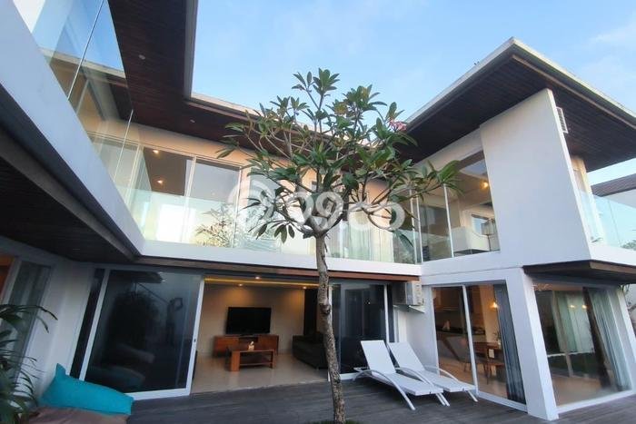 Investasi Potensial! Vila Kawasan , Ukuran 405m2m², Posisi Premium Investasi Potensial! Vila Kawasan , Ukuran 405m2m², Posisi Premium