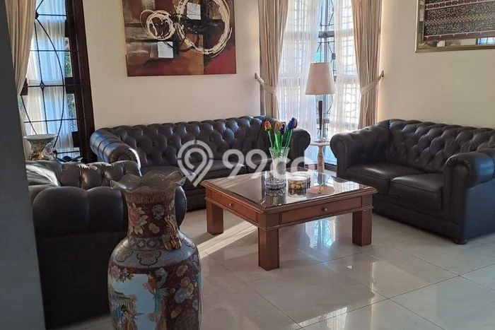 Jual Rumah Mewah Elegan Dengan View Eksklusif di Tubagus Ismail, Bandung Jual Rumah Mewah Elegan Dengan View Eksklusif di Tubagus Ismail, Bandung