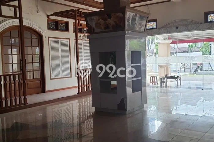 Komersial disewakan di Bandung Wetan Bandung dengan luas bangunan 1200m2 Komersial disewakan di Bandung Wetan Bandung dengan luas bangunan 1200m2