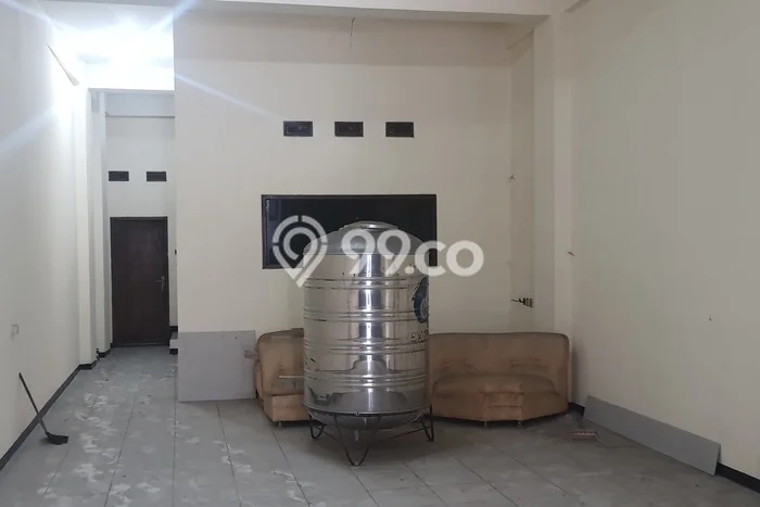 Ruko disewakan lokasi strategis Lengkong Bandung 276m2 Ruko disewakan lokasi strategis Lengkong Bandung 276m2