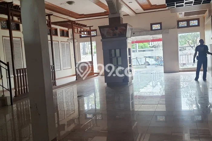 Komersial disewakan di Bandung Wetan Bandung dengan luas bangunan 1200m2 Komersial disewakan di Bandung Wetan Bandung dengan luas bangunan 1200m2