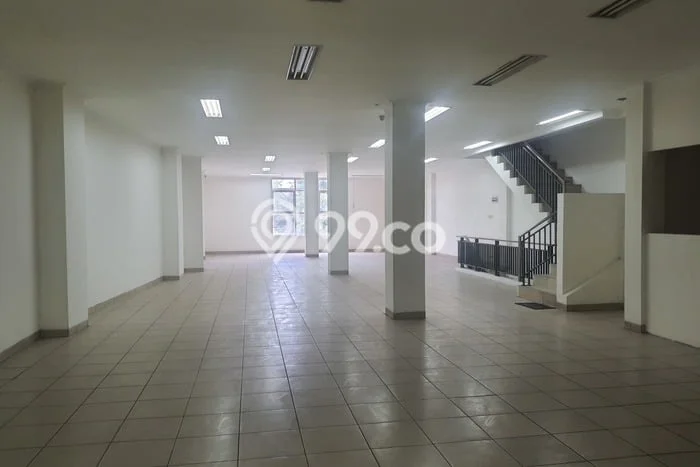 Untuk Disewa Ruko di Cibeunying Kidul Bandung LT 600m2, LB 1100m2 Untuk Disewa Ruko di Cibeunying Kidul Bandung LT 600m2, LB 1100m2
