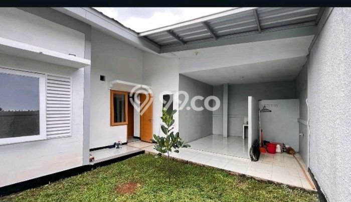 Rumah Elit LB 120m2 Siap Pakai Desain Elegan di Graha Raya, Tangerang Selatan Rumah Elit LB 120m2 Siap Pakai Desain Elegan di Graha Raya, Tangerang Selatan