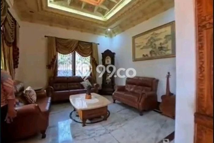 Ready to Use! Premium House LT 565m2 Desain Elegan di Puri Indah Ready to Use! Premium House LT 565m2 Desain Elegan di Puri Indah