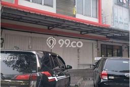 Ruko untuk Disewa di Pusat Tangerang Selatan Luas Bangunan 240m2 Ruko untuk Disewa di Pusat Tangerang Selatan Luas Bangunan 240m2