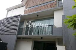 For Sale! Premium House LT 141m2 Desain Modern di Taman Meruya For Sale! Premium House LT 141m2 Desain Modern di Taman Meruya