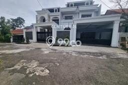 Dijual Rumah Luas Megah Dengan View Eksklusif di Bintaro, Tangerang Selatan Dijual Rumah Luas Megah Dengan View Eksklusif di Bintaro, Tangerang Selatan