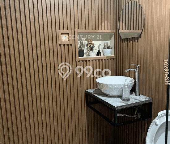 Jual Rumah Luas Megah Dengan View Eksklusif di Bintaro, Tangerang Selatan Jual Rumah Luas Megah Dengan View Eksklusif di Bintaro, Tangerang Selatan