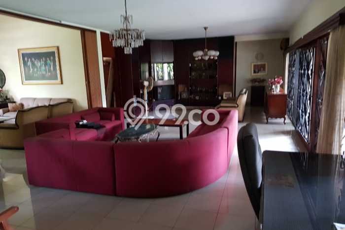 Siap Huni Rumah Mewah 5 Kamar di Pancoran Dekat ke Mana Pun Siap Huni Rumah Mewah 5 Kamar di Pancoran Dekat ke Mana Pun