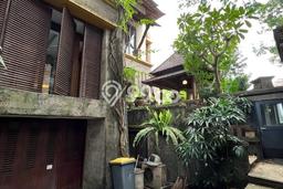 Rumah Elit Modern Siap Huni di Pondok Indah Jakarta Selatan Rumah Elit Modern Siap Huni di Pondok Indah Jakarta Selatan