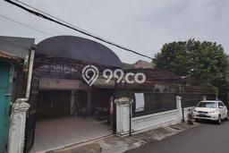 Rumah Elit Modern Tanpa Renovasi di Pejaten Jakarta Selatan Rumah Elit Modern Tanpa Renovasi di Pejaten Jakarta Selatan