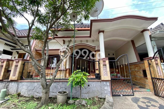 Rumah Strategis Minimalis Lb 120m2 di Lowokwaru, Malang Rumah Strategis Minimalis Lb 120m2 di Lowokwaru, Malang