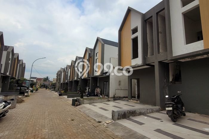Jual Rumah Strategis Bagus Punya 2 KT di Cisauk Tangerang SHM Jual Rumah Strategis Bagus Punya 2 KT di Cisauk Tangerang SHM