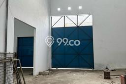Unit Gudang Disewakan di Daan Mogot di Area Ramai & Strategis Unit Gudang Disewakan di Daan Mogot di Area Ramai & Strategis