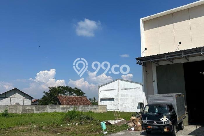 FOR SALE! Gudang di Pakuhaji Tangerang, LT 525m2, LB 435m2 FOR SALE! Gudang di Pakuhaji Tangerang, LT 525m2, LB 435m2