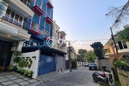 Dijual! Ruko di Jelambar Jakarta Barat LT 176m2 / LB 720m2 Kawasan Bisnis Dijual! Ruko di Jelambar Jakarta Barat LT 176m2 / LB 720m2 Kawasan Bisnis