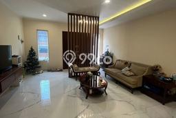 Disewakan Rumah Harga Terjangkau di Pantai Indah Kapuk Jakarta Utara dengan 4 KT Disewakan Rumah Harga Terjangkau di Pantai Indah Kapuk Jakarta Utara dengan 4 KT