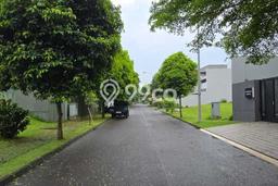 Tanah Komersial Dijual di BSD Tangerang Selatan 627m2 Tanah Komersial Dijual di BSD Tangerang Selatan 627m2