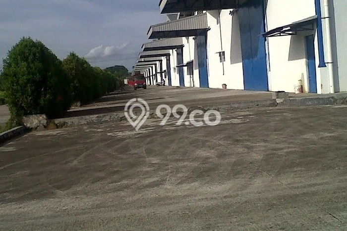 Unit Gudang disewakan di Balaraja Tangerang dengan LT 1560m2 / LB 1560m2 Unit Gudang disewakan di Balaraja Tangerang dengan LT 1560m2 / LB 1560m2