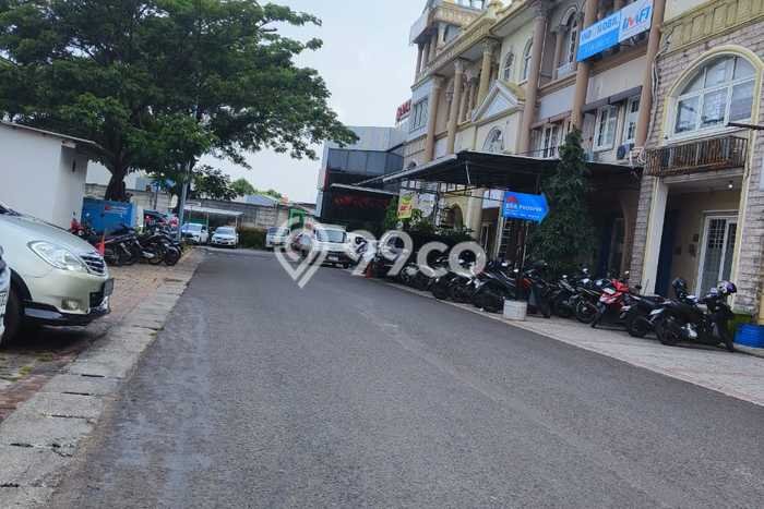 Ruko Bagus Dijual LB 472m2 Lokasi Strategis Jakarta Barat Area Cocok untuk Berbisnis Ruko Bagus Dijual LB 472m2 Lokasi Strategis Jakarta Barat Area Cocok untuk Berbisnis