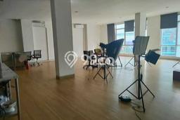FOR RENT! Ruko di Kebon Kacang Cocok untuk Bisnis 975m2 FOR RENT! Ruko di Kebon Kacang Cocok untuk Bisnis 975m2