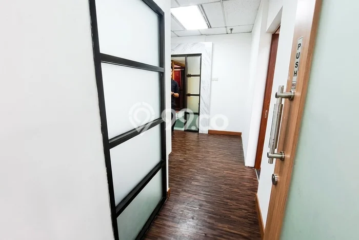 Kantor Disewa di Jakarta Selatan dengan LB 98m2 Area Komersial Ramai Kantor Disewa di Jakarta Selatan dengan LB 98m2 Area Komersial Ramai