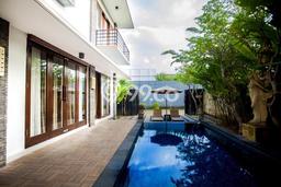 Disewakan! Rumah 2 Kamar Tidur &
2 Kamar Mandi di Legian, Badung Disewakan! Rumah 2 Kamar Tidur &
2 Kamar Mandi di Legian, Badung