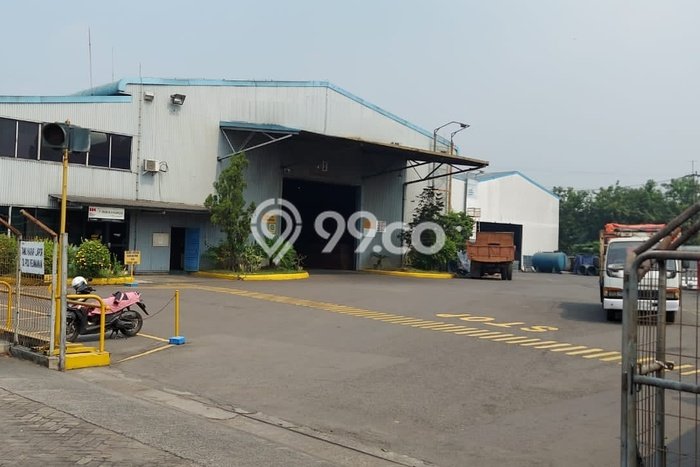 Unit Pabrik Dijual di Surabaya LT 9700m2 & LB 5574m2 Unit Pabrik Dijual di Surabaya LT 9700m2 & LB 5574m2