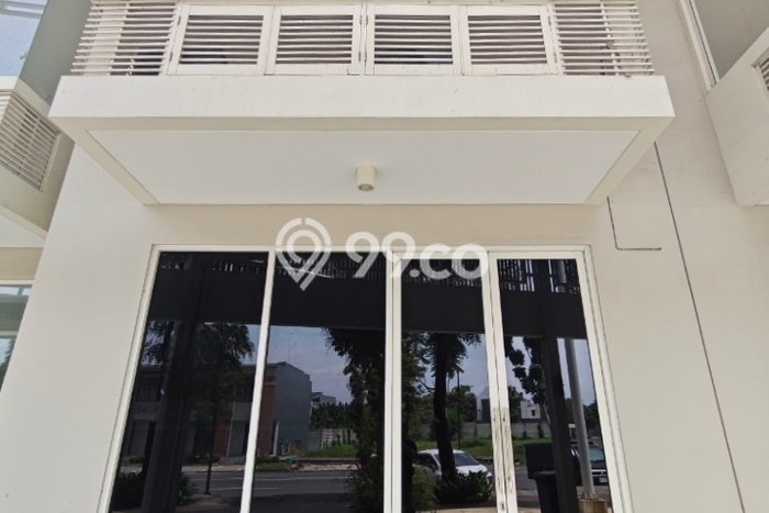 Ruko Dijual di Surabaya LT 111m2 & LB 239m2 Lokasi Terbaik! Ruko Dijual di Surabaya LT 111m2 & LB 239m2 Lokasi Terbaik!