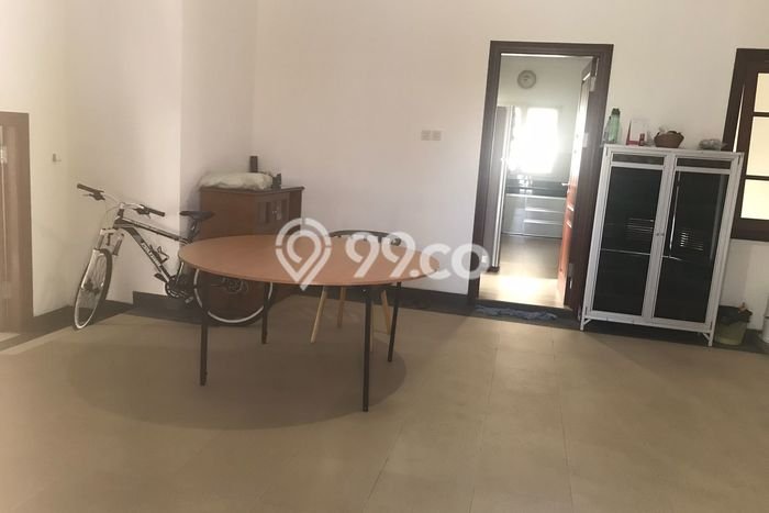 Rumah Elit LB 360m2 Siap Pakai Desain Elegan di AP Pettarani, Makassar Rumah Elit LB 360m2 Siap Pakai Desain Elegan di AP Pettarani, Makassar