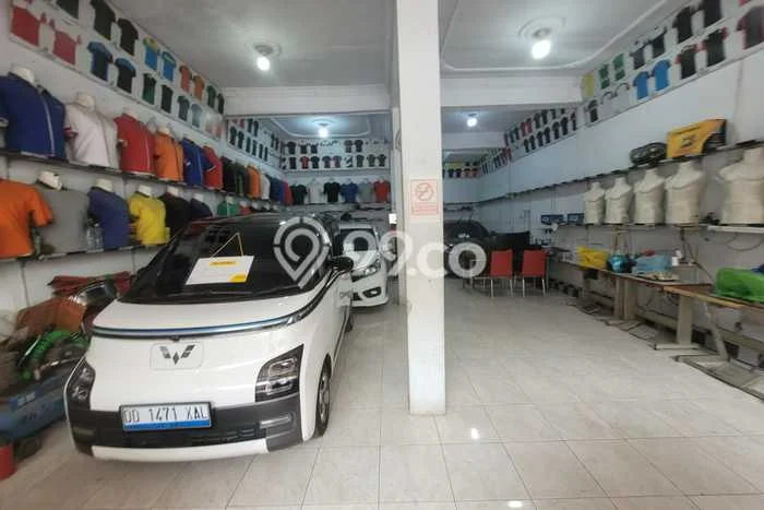 Ruko untuk disewa di Makassar punya LT 130m2 & LB 315m2 harga sewa kompetitif Ruko untuk disewa di Makassar punya LT 130m2 & LB 315m2 harga sewa kompetitif